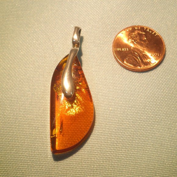 Vintage Amber and Sterling Silver Pendant - Picture 2 of 3